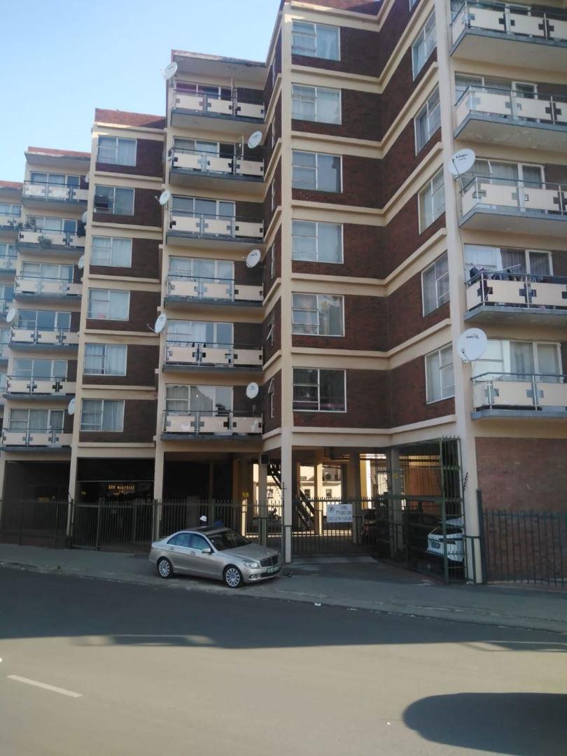 2 Bedroom Apartment / flat for sale in Bloemfontein Central P24113253316