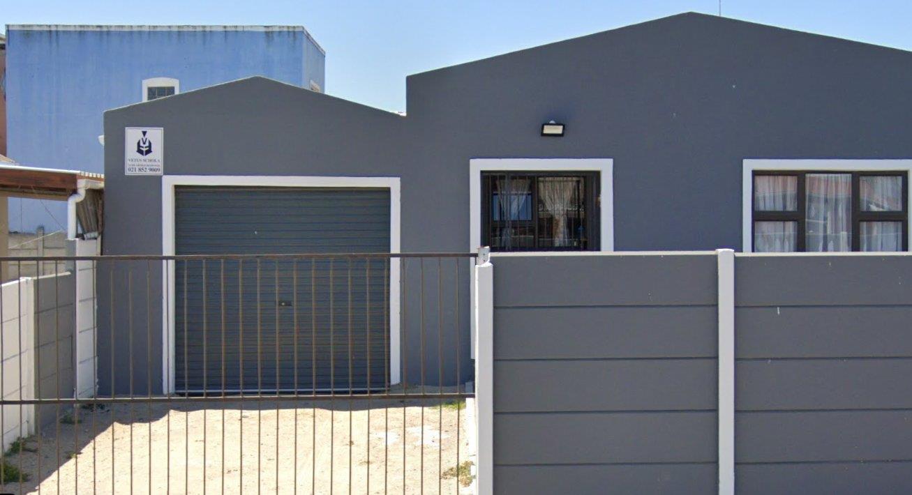 Houses for sale in Macassar Macassar Property