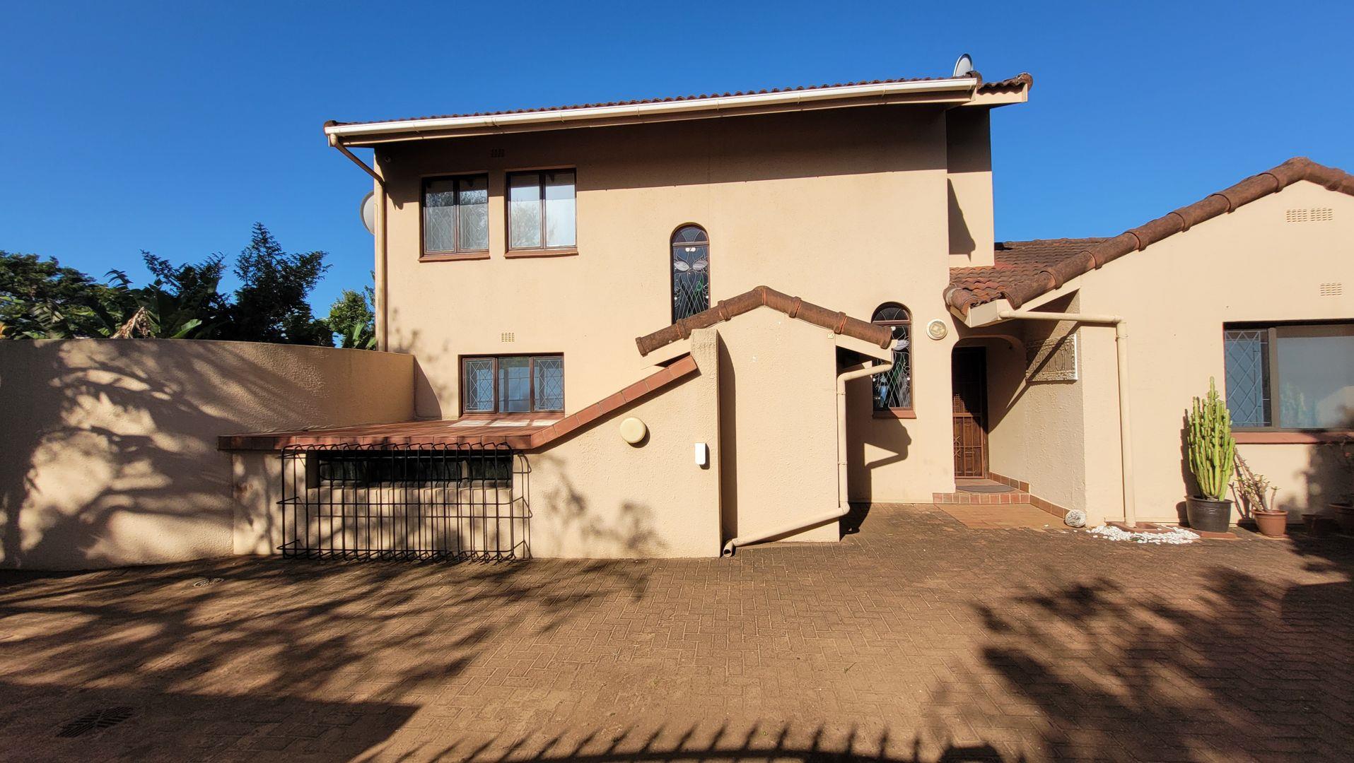 5 Bedroom Townhouse for sale in Scottburgh Central 6 Ss Glenwood, 26