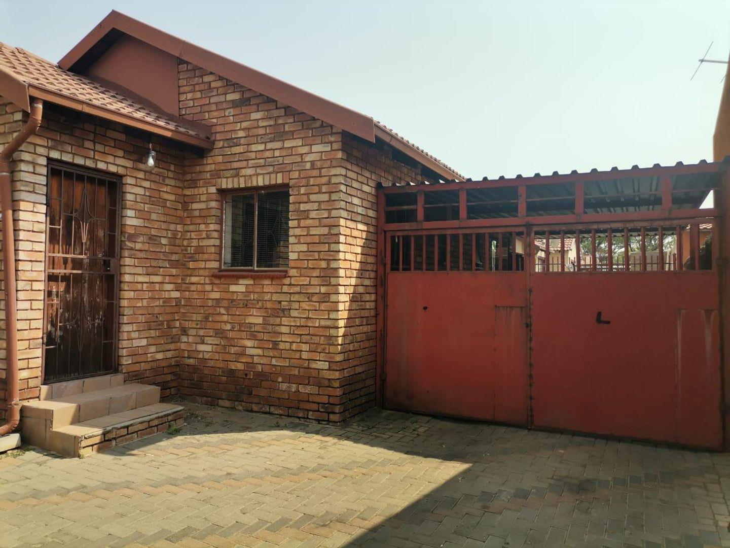 Philip Nel Park Property Property and houses for sale in Philip Nel