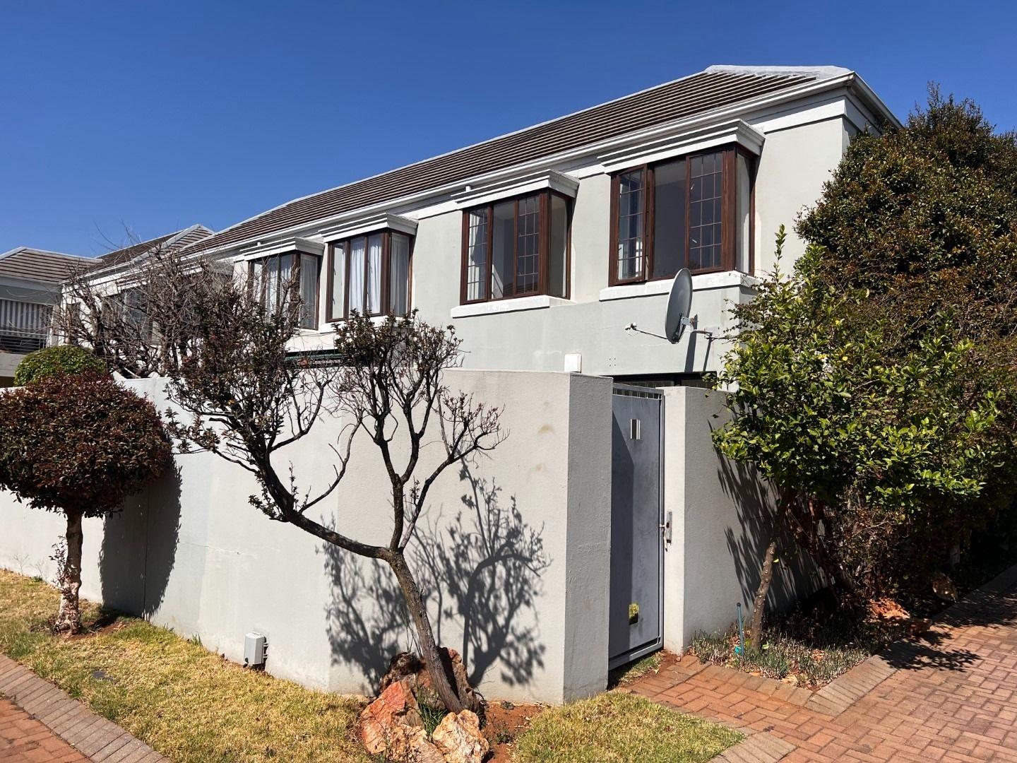 Greenside, Johannesburg Property Property and houses for sale in