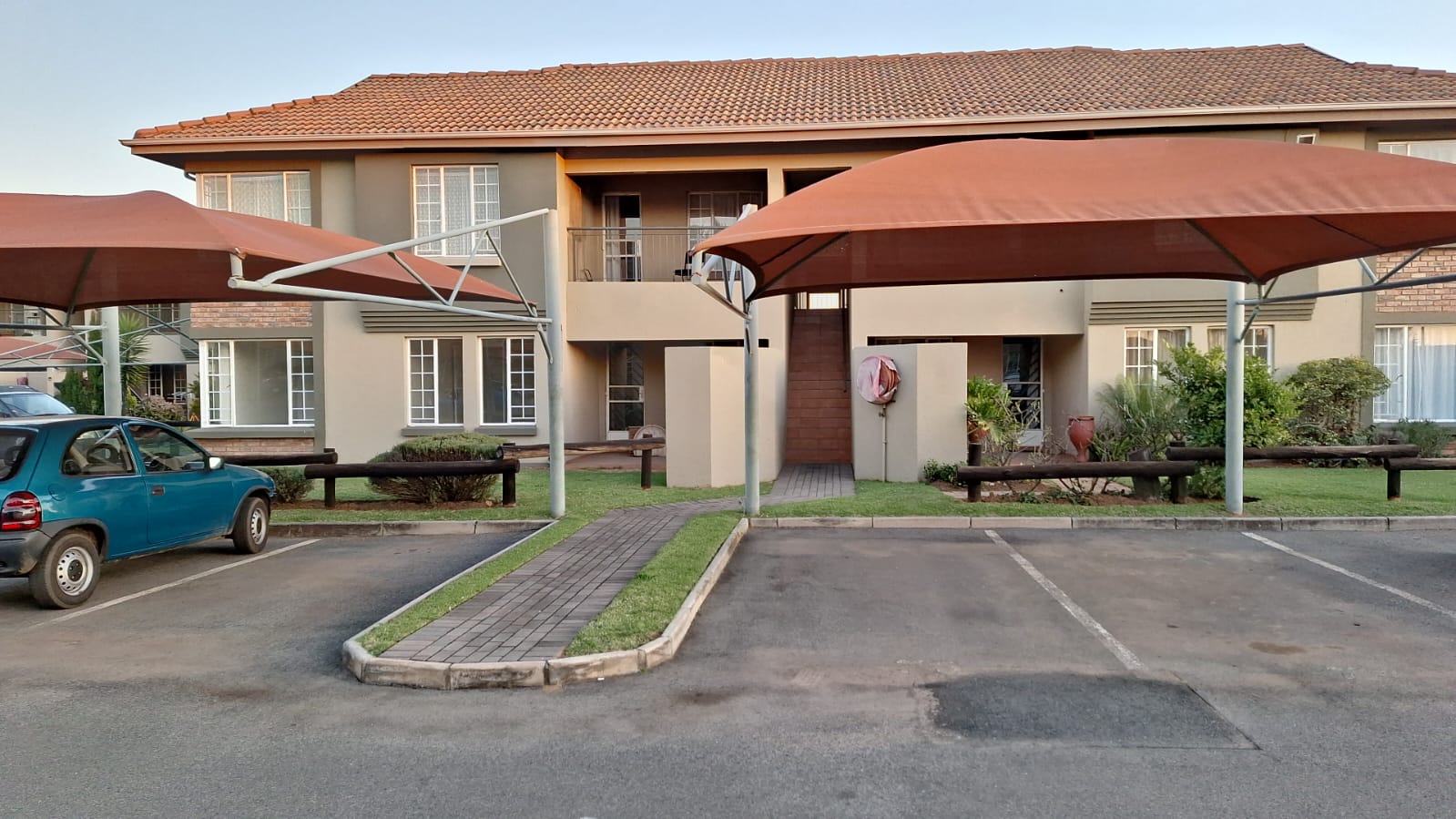 Brentwood Park, Benoni Property Apartments / flats for sale in