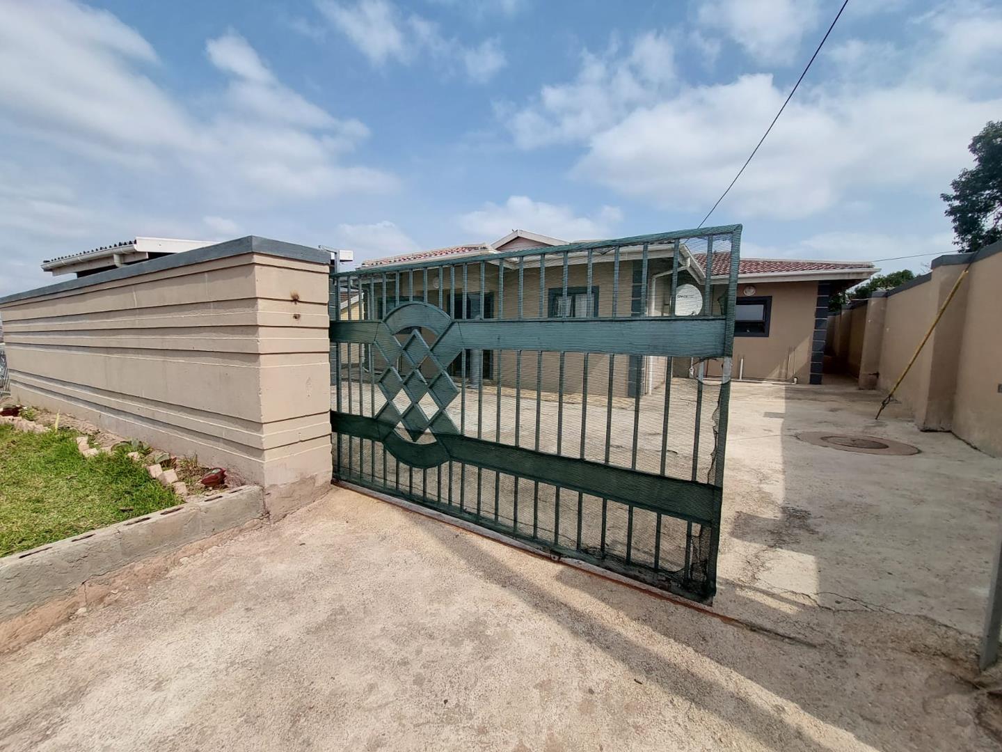 4 Bedroom House for sale in Mpumalanga P24113258547