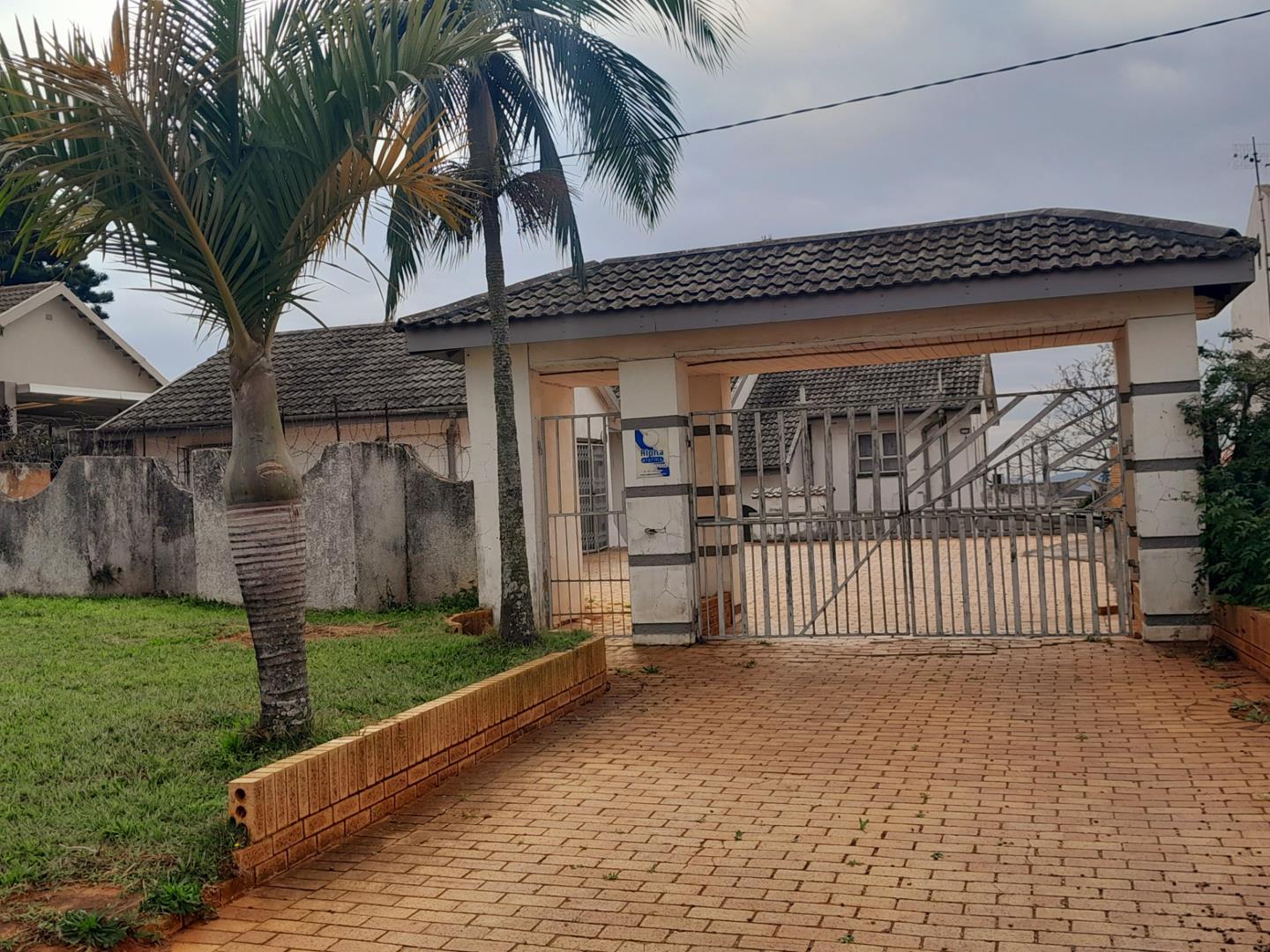 3 Bedroom House for sale in Isipingo Hills P24113258695