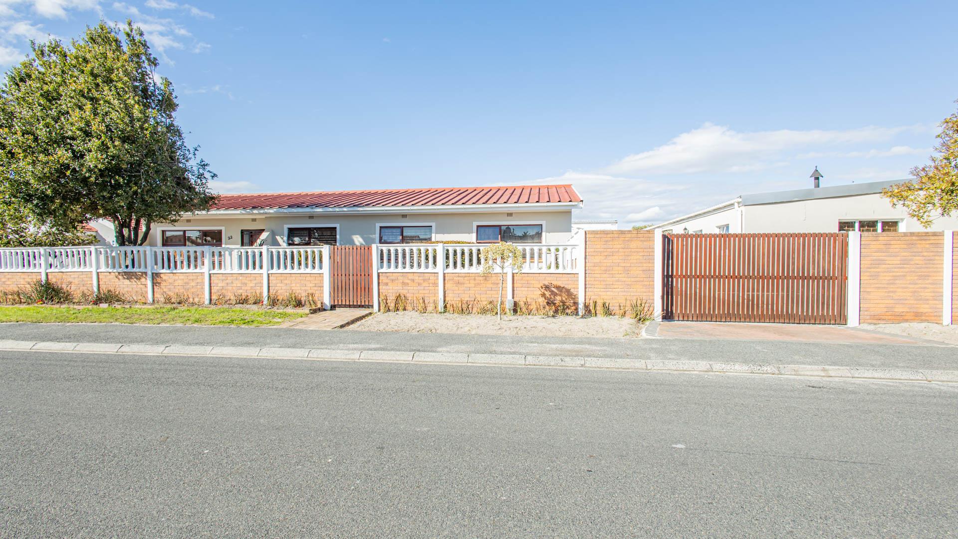 Elsies River Property Houses for sale in Elsies River