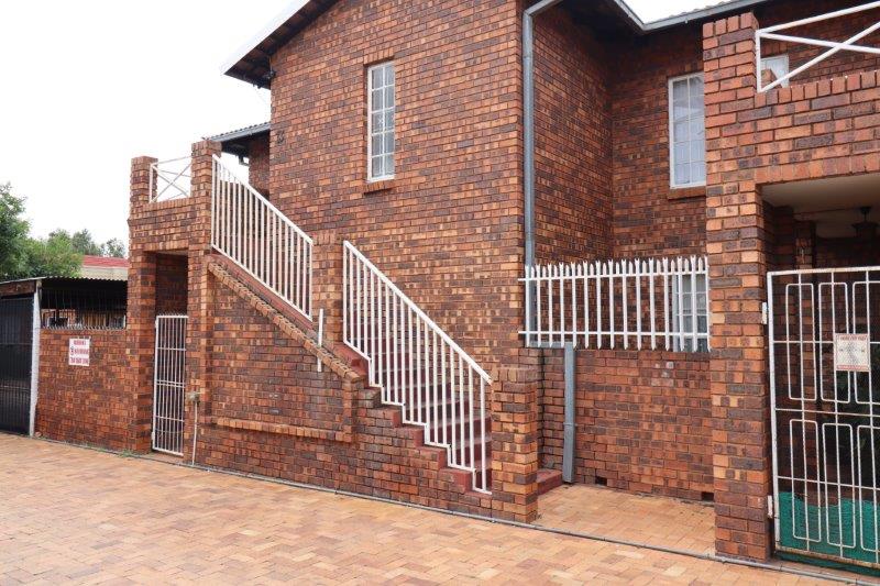 2 Bedroom Townhouse for sale in Willows P24113264016