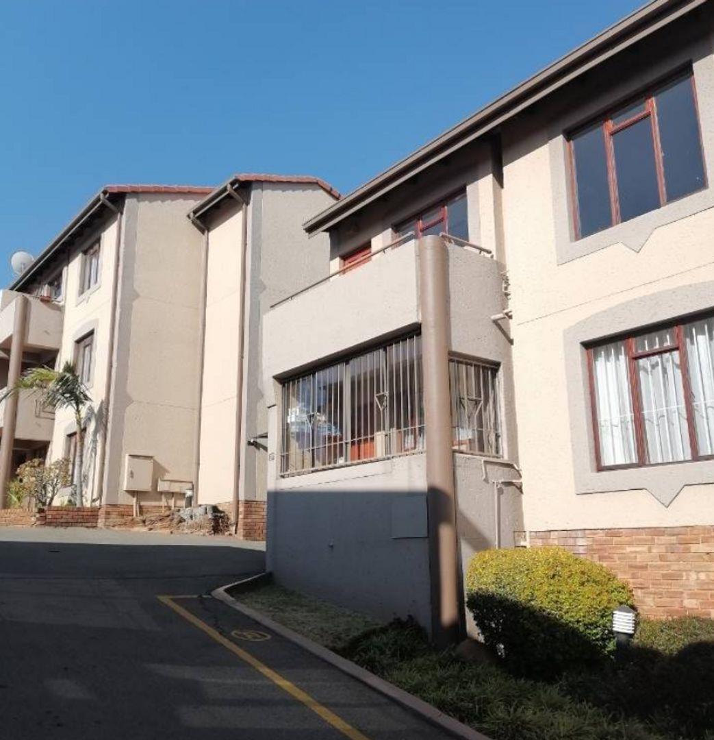 2 Bedroom Apartment / flat for sale in Mulbarton 28 Monte Luso, 16