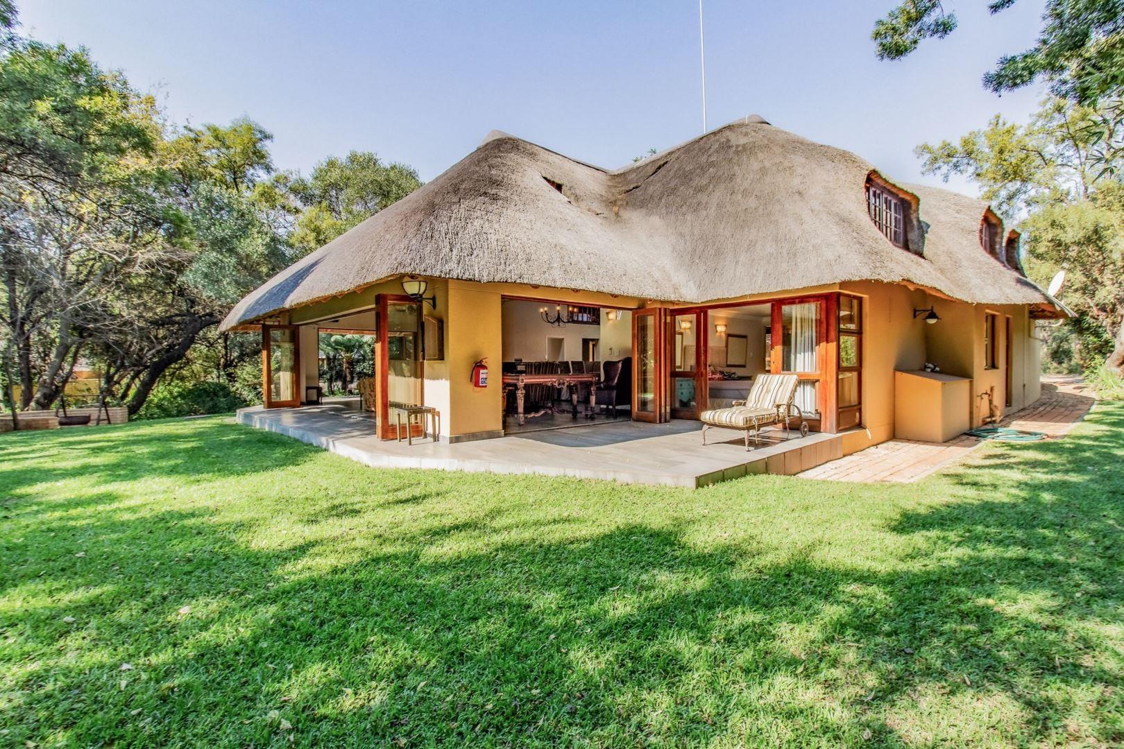 5 Bedroom House for sale in Lakeland Estate P24113270387