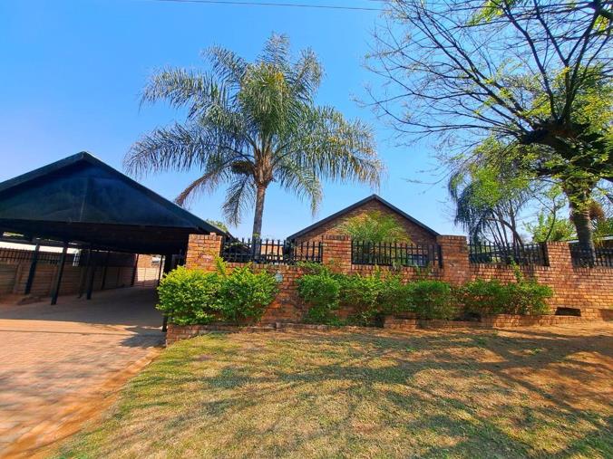 4 Bedroom House for Sale in Mountain View