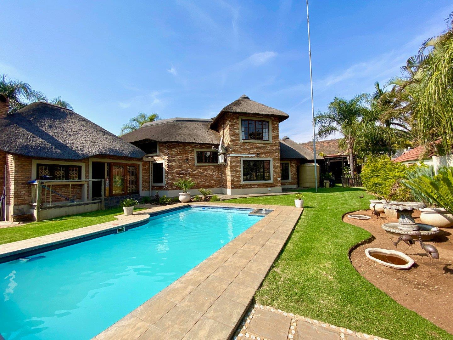 5 Bedroom House for sale in Montana Park P24113296903