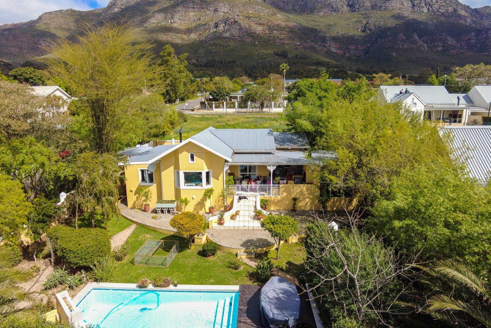 3 Bedroom House for sale in Riebeek West 18 Smuts Street P24113298915