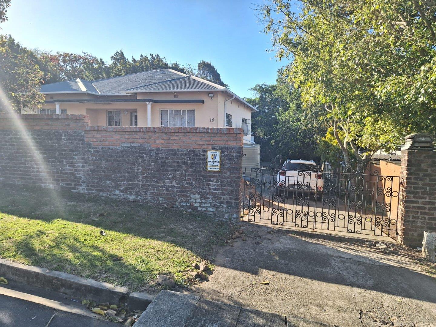 3 Bedroom House for sale in Vincent P24113301017