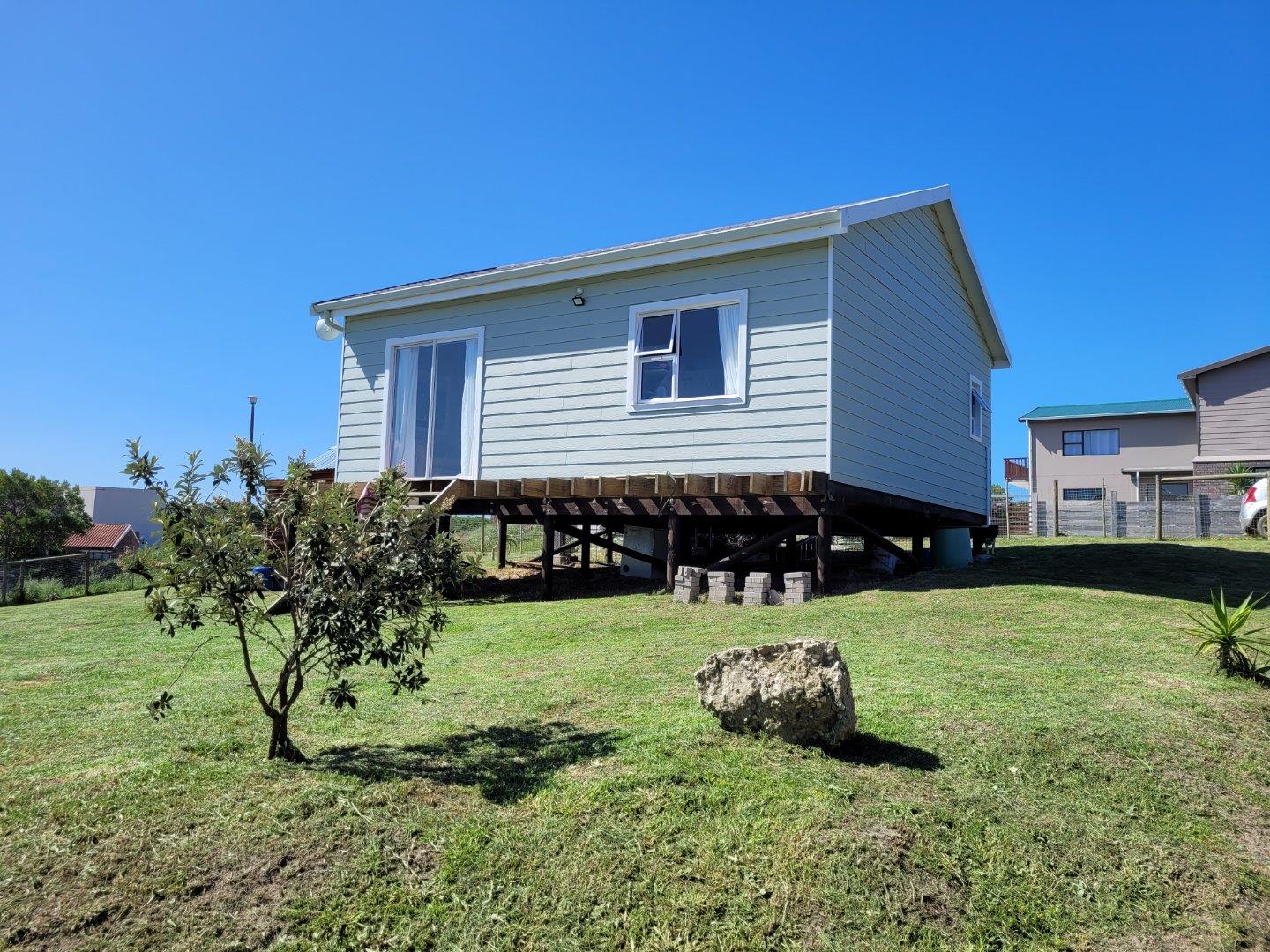 Paradise Beach, Jeffreys Bay Property Property and houses for sale in
