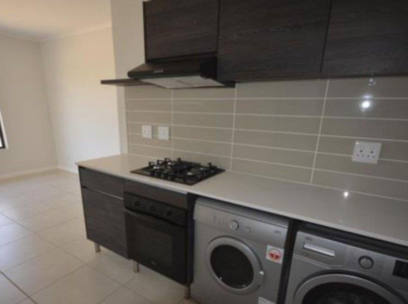 1 Bedroom Apartment / flat to rent in Olivedale 37 Amsterdam, 68