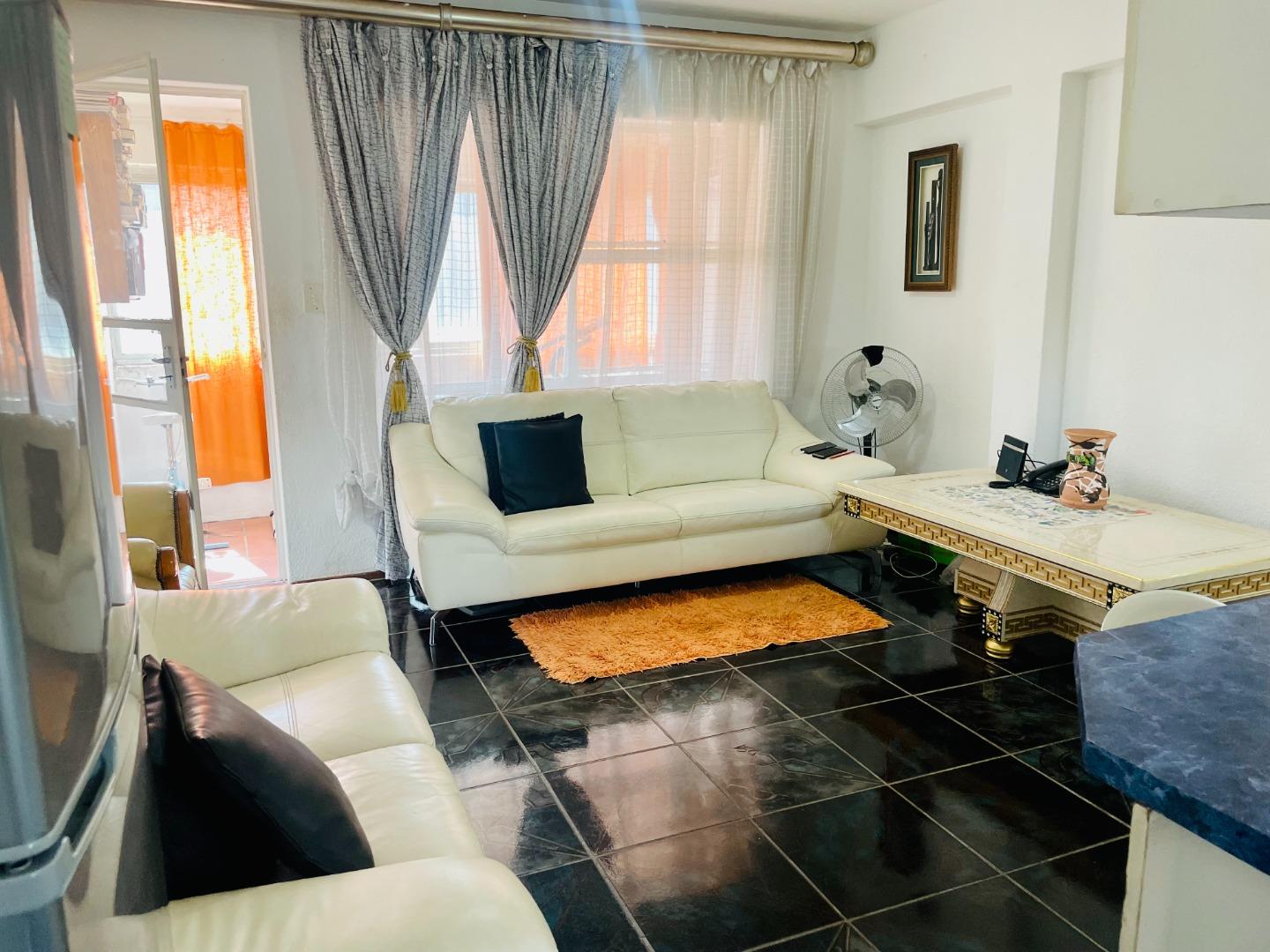 Three Rivers Property Apartments / flats for sale in Three Rivers