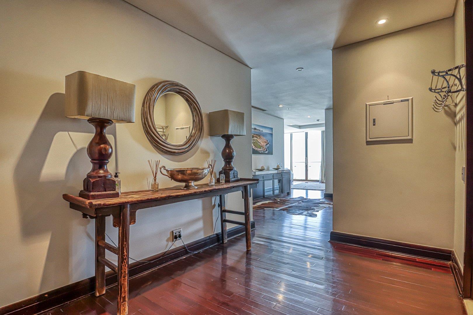 2 Bedroom Apartment / flat to rent in Sandton Central Michelangelo