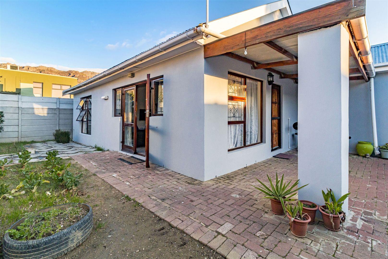 Property and houses for sale in Gordons Bay Gordons Bay Property