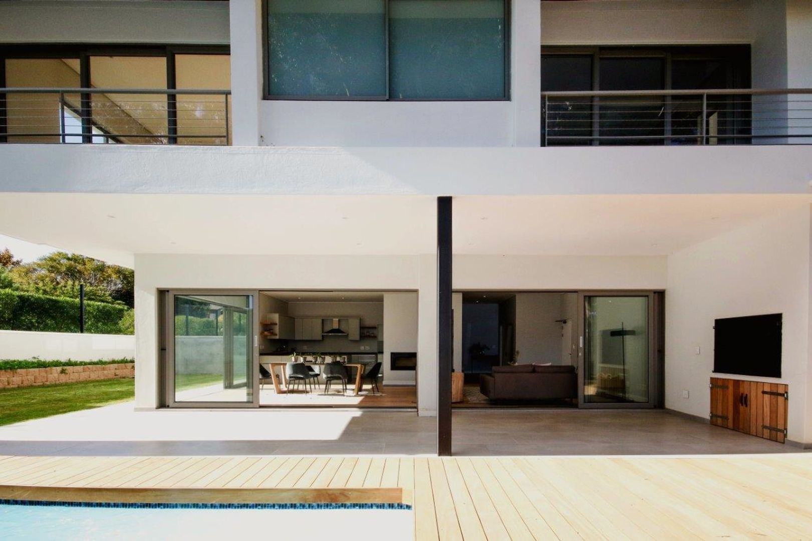 4 Bedroom House for sale in Parel Vallei 4 The Avenue On Parel Vallei