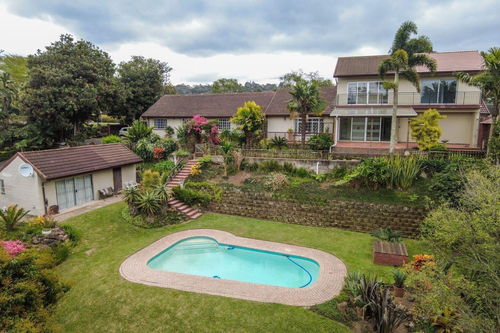 7 Bedroom House for sale in Padfield Park P24113271405