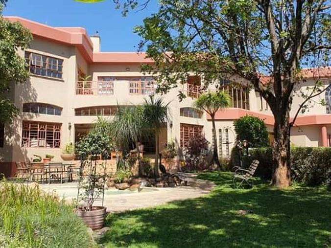 4 Bedroom House for Sale in Leopards Hill