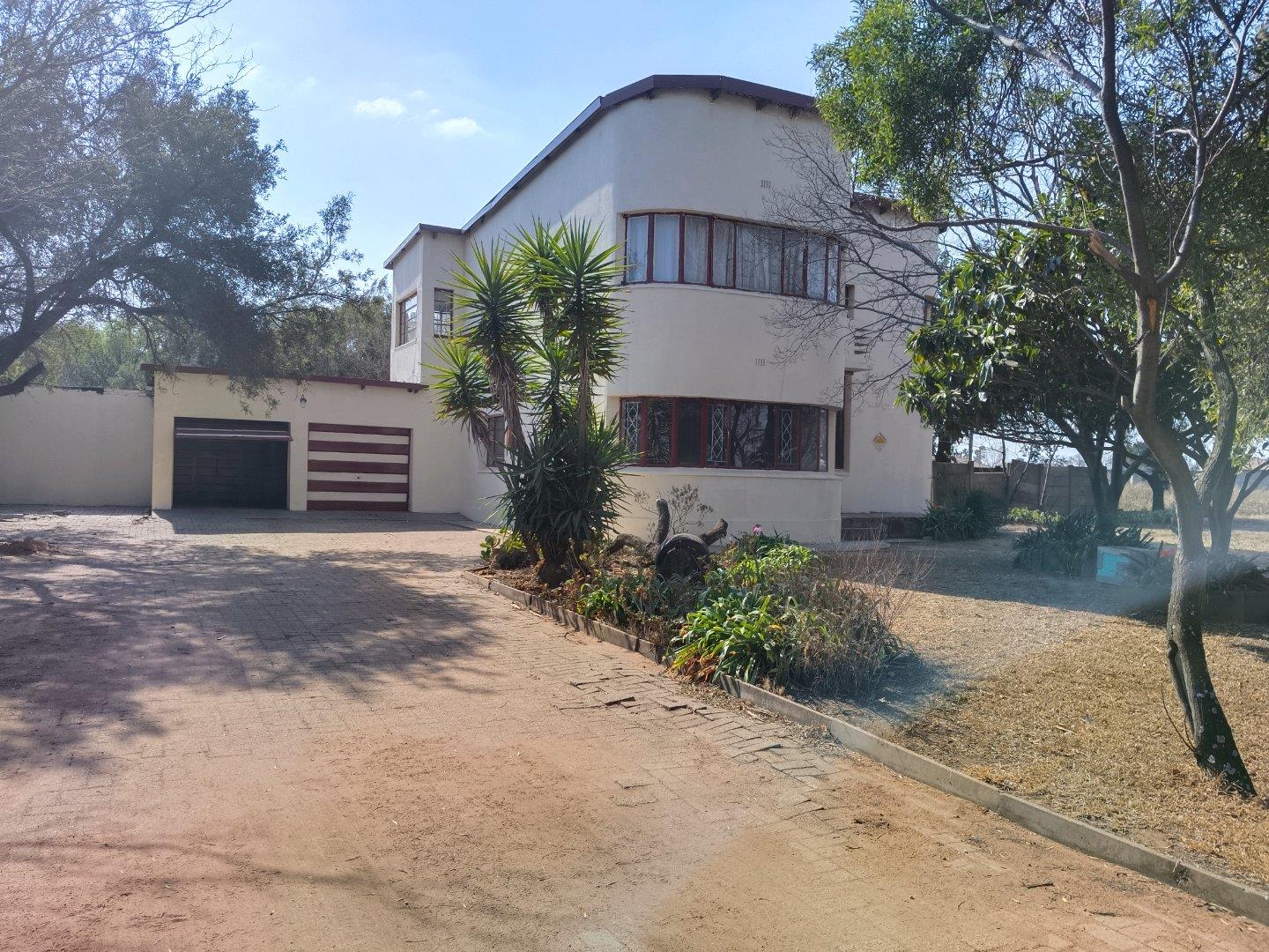 5 Bedroom House for sale in Jameson Park P24113314255