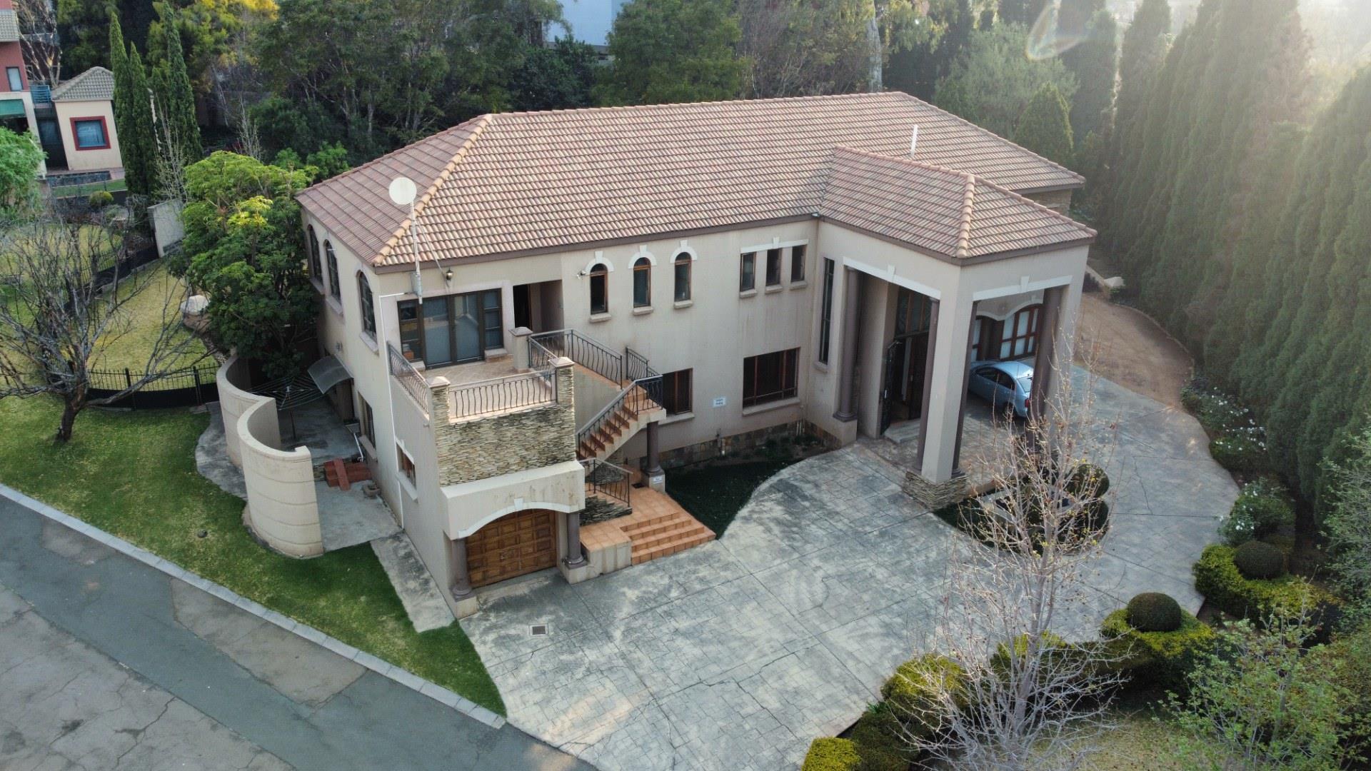 5 Bedroom House for sale in Lyttelton Manor P24113314293