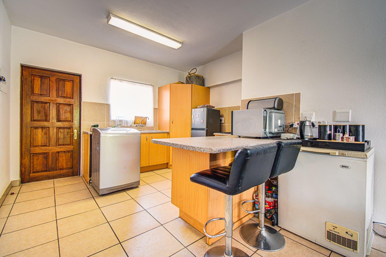 2 Bedroom Apartment / flat for sale in Pomona 8 Sheffield Rock 185