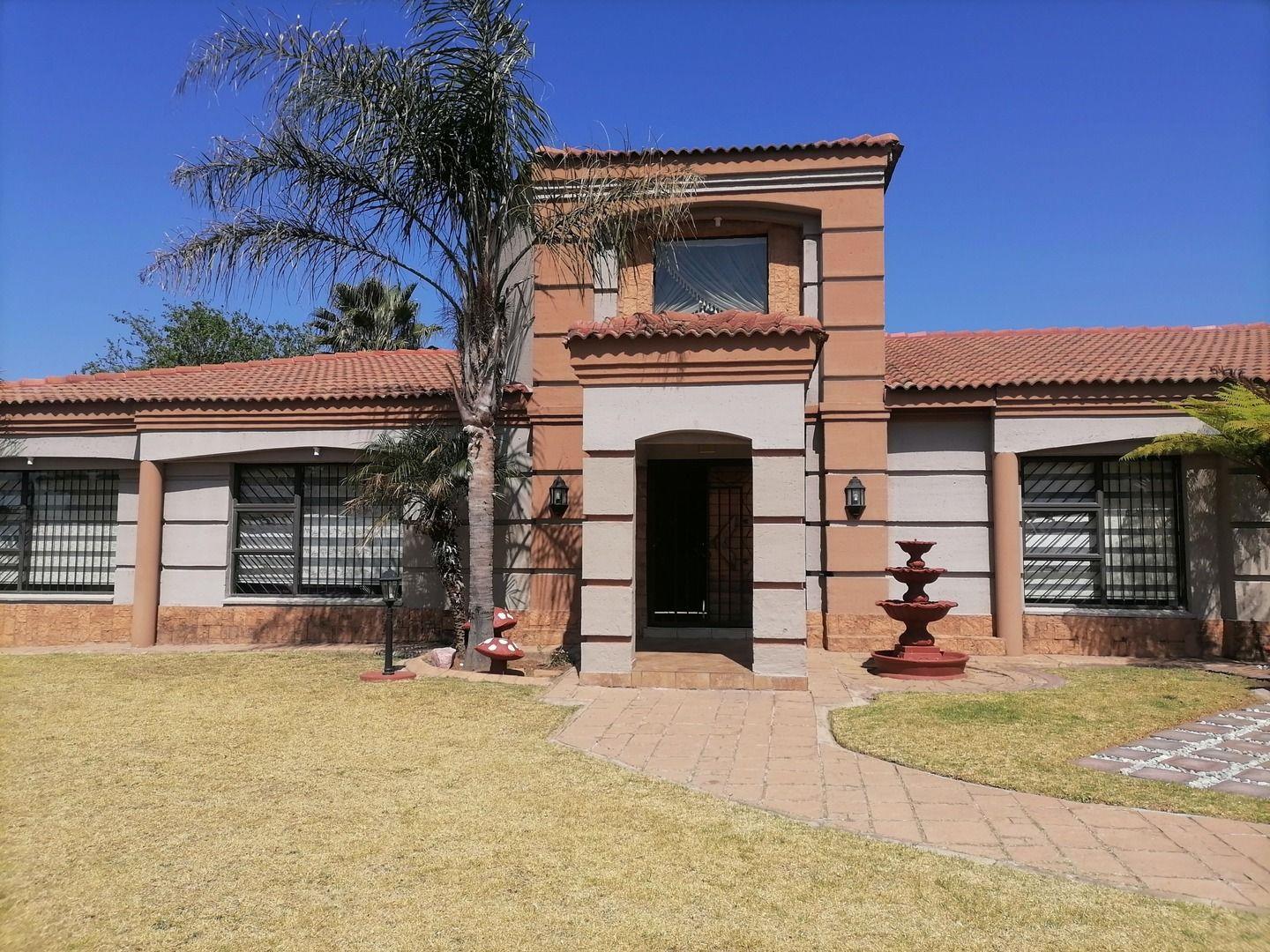 3 Bedroom House for sale in Mackenzie Park 14 Roan Street P24113316860