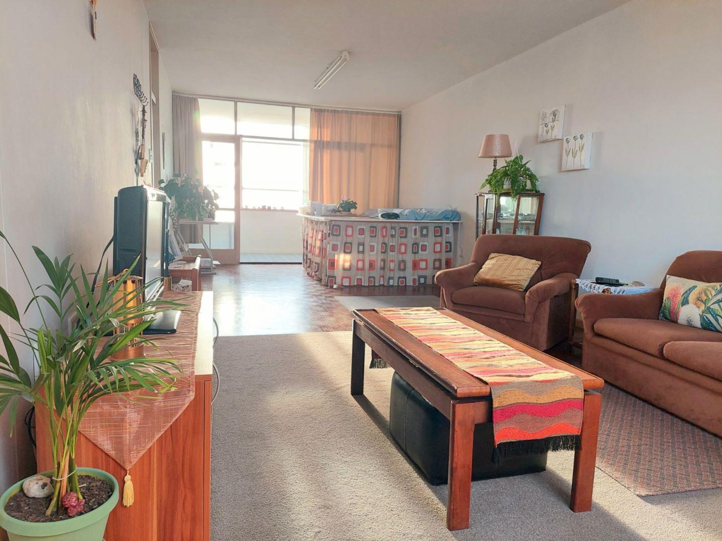 Apartments / flats for sale in Goodwood Goodwood Property