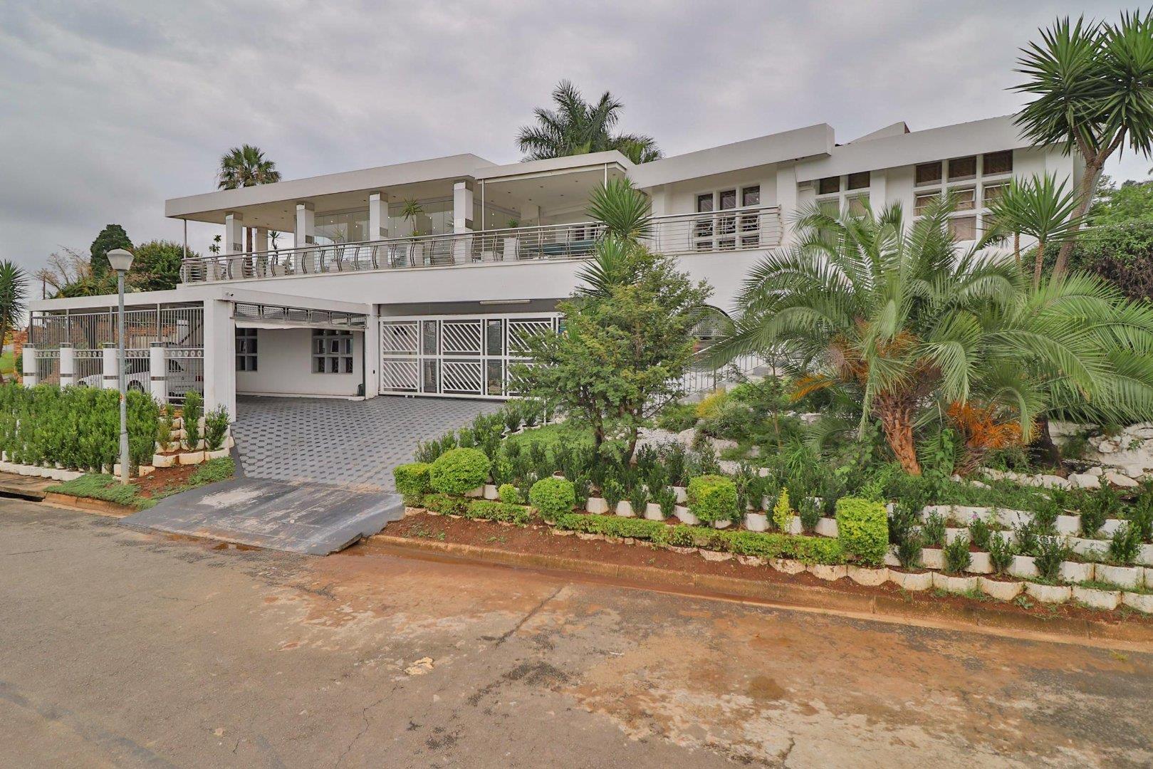 4 Bedroom House for sale in Orient Heights 167 Brixham Road P24