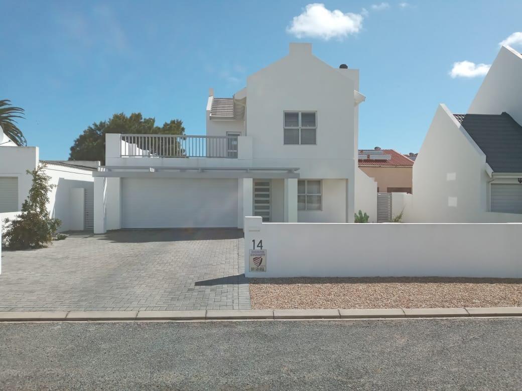 3 Bedroom House for sale in Sandy Point Beach Estate Sandy Point