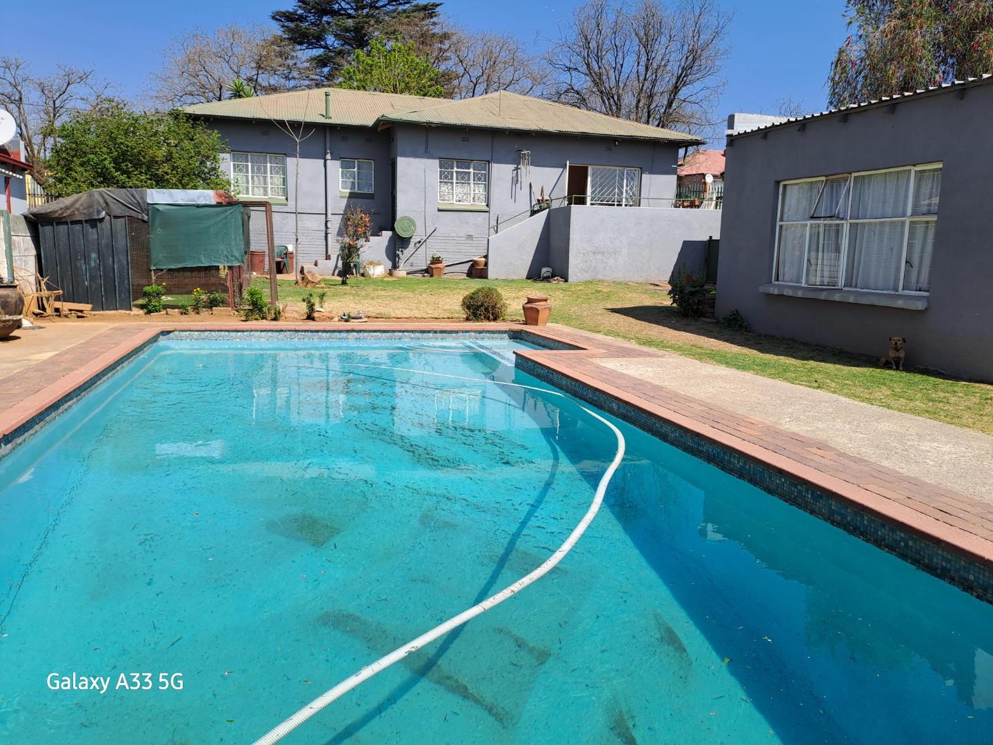 3 Bedroom House for sale in Brakpan Central P24113321926