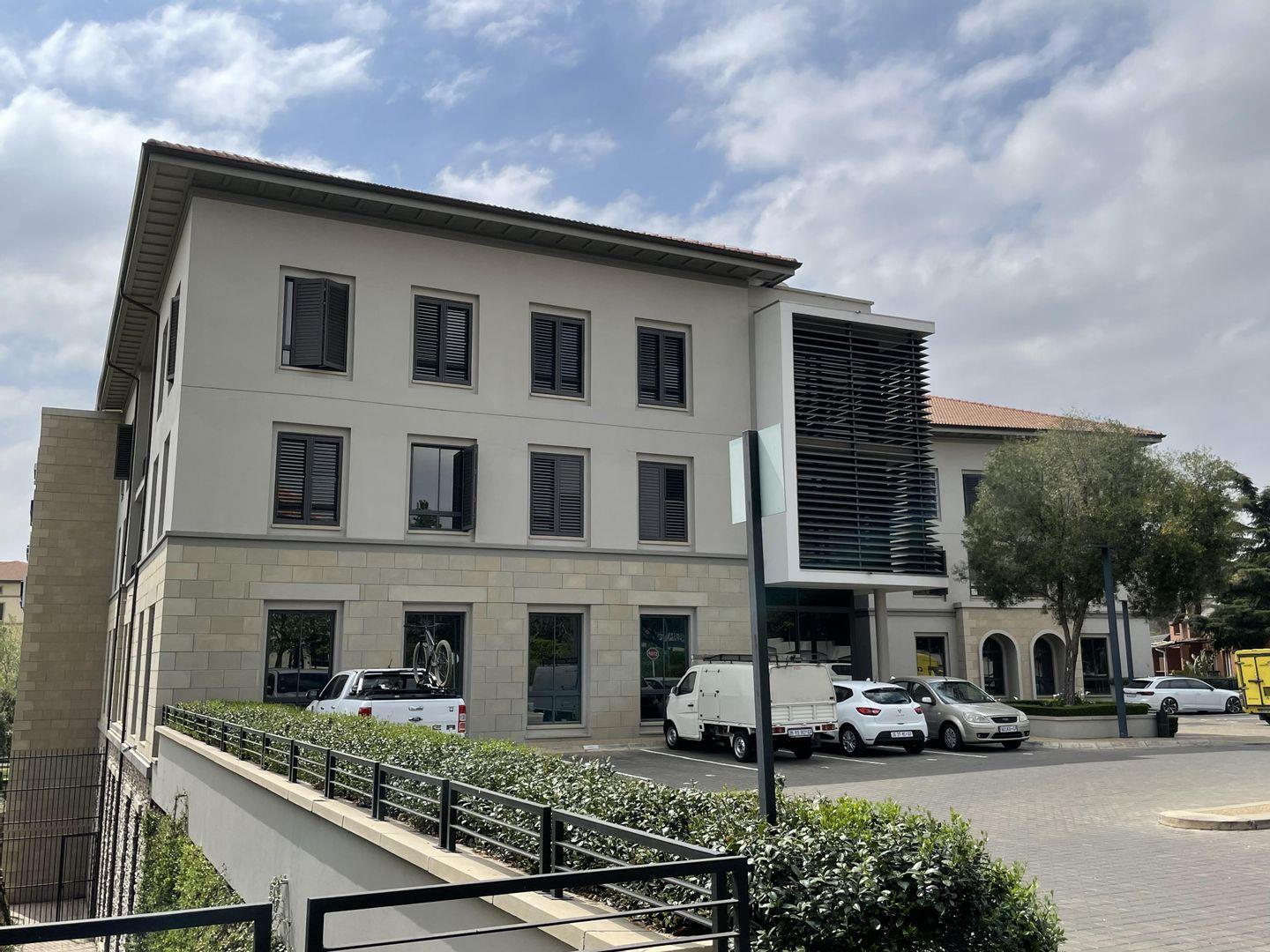Commercial property to rent in Fourways 178 Montecasino Boulevard