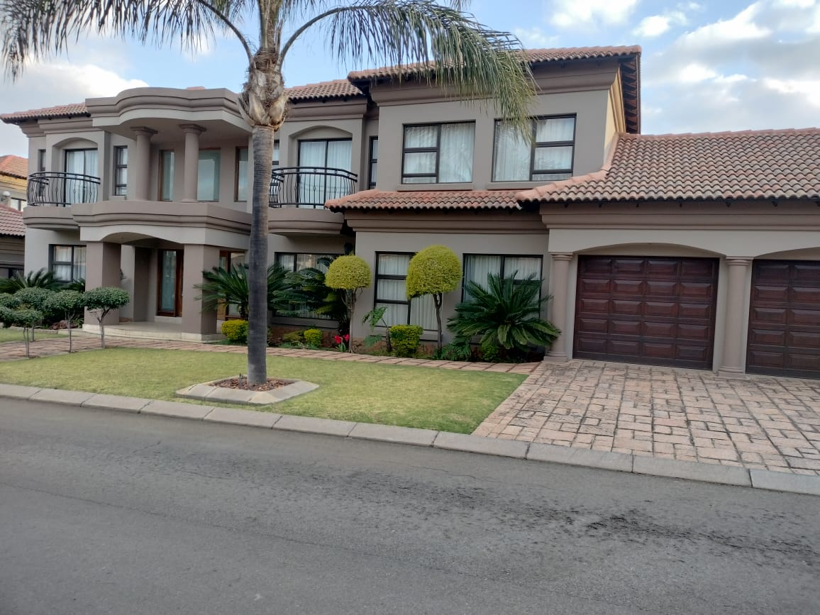 Sunward Park Property Houses for sale in Sunward Park Property24