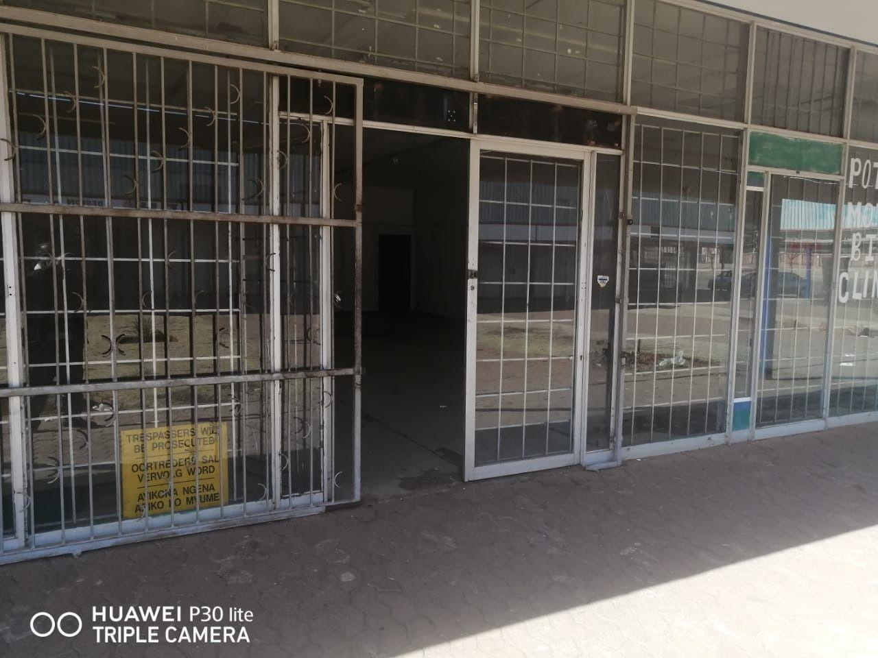 Commercial property for sale in Potchefstroom Industrial P24113324652