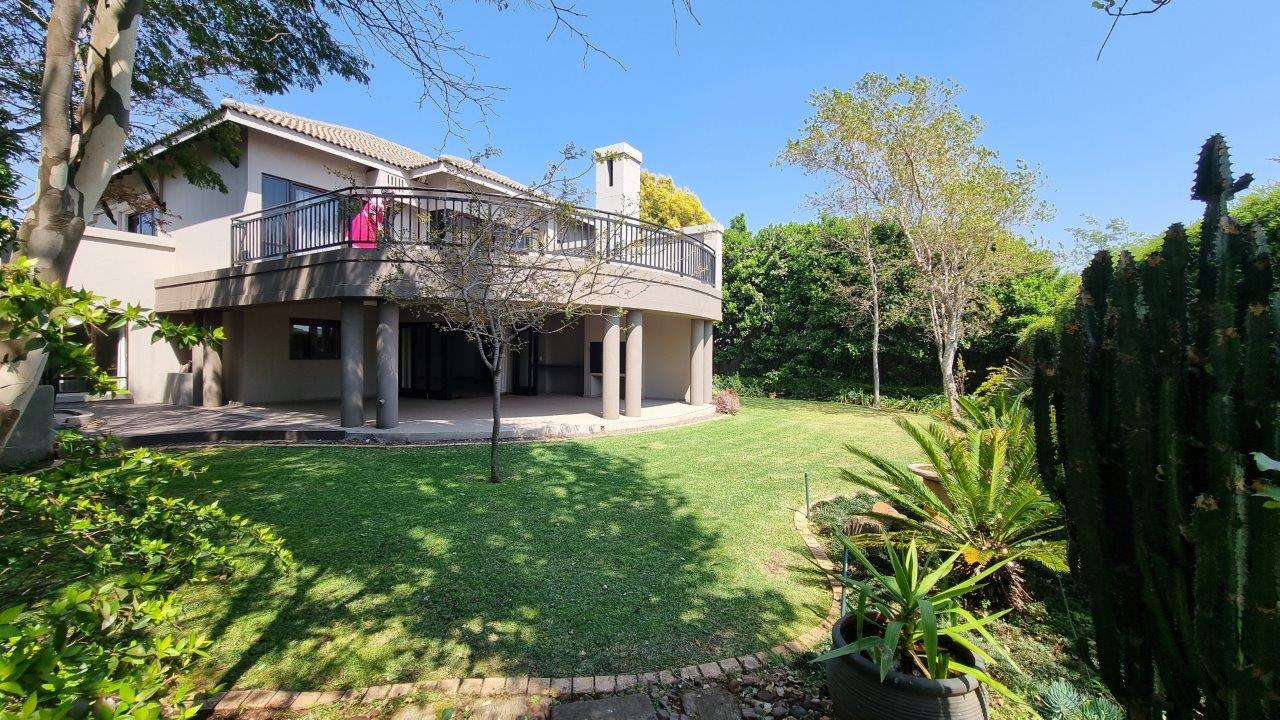 5 Bedroom House for sale in Midfield Estate P24113325683