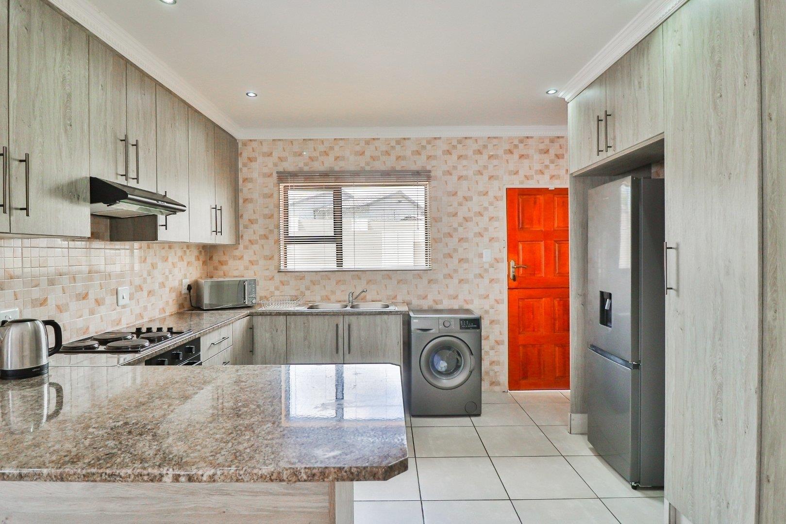 3 Bedroom House for sale in Brackenhurst Unit 3, 20 Boerbok Road