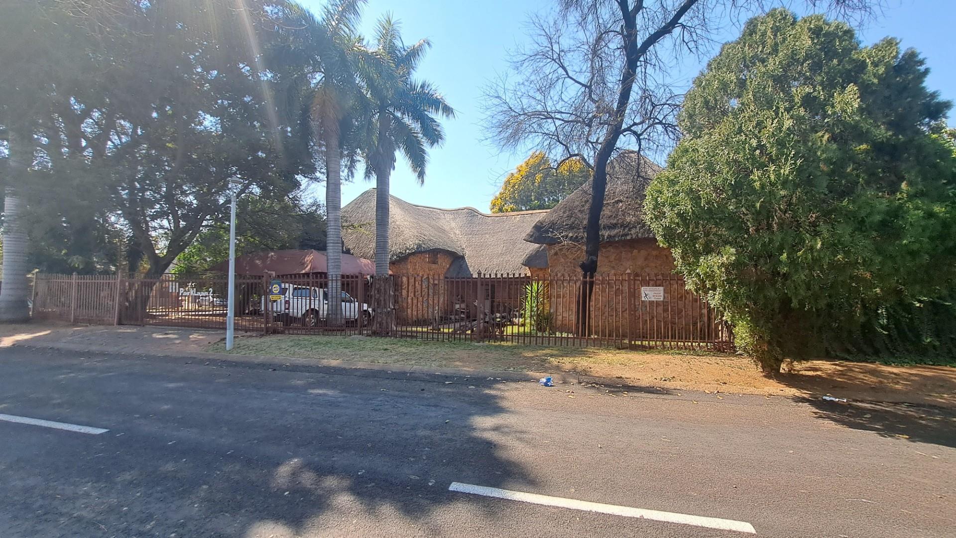 9 Bedroom House for sale in Groblersdal P24113327058