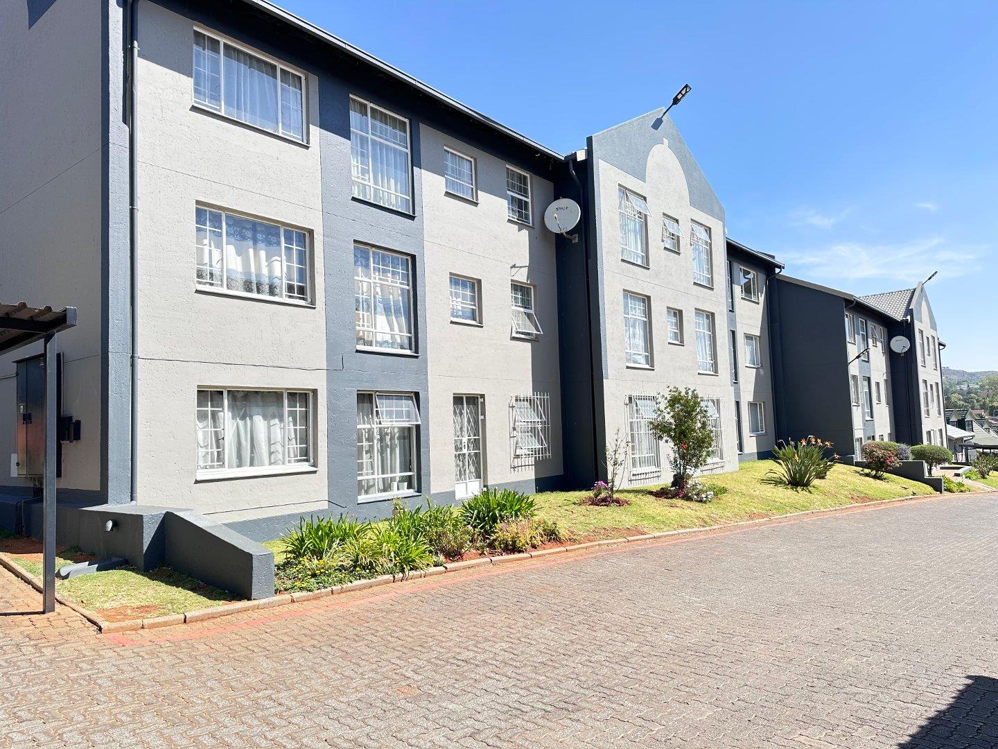 Weltevreden Park Property Apartments / flats for sale in Weltevreden