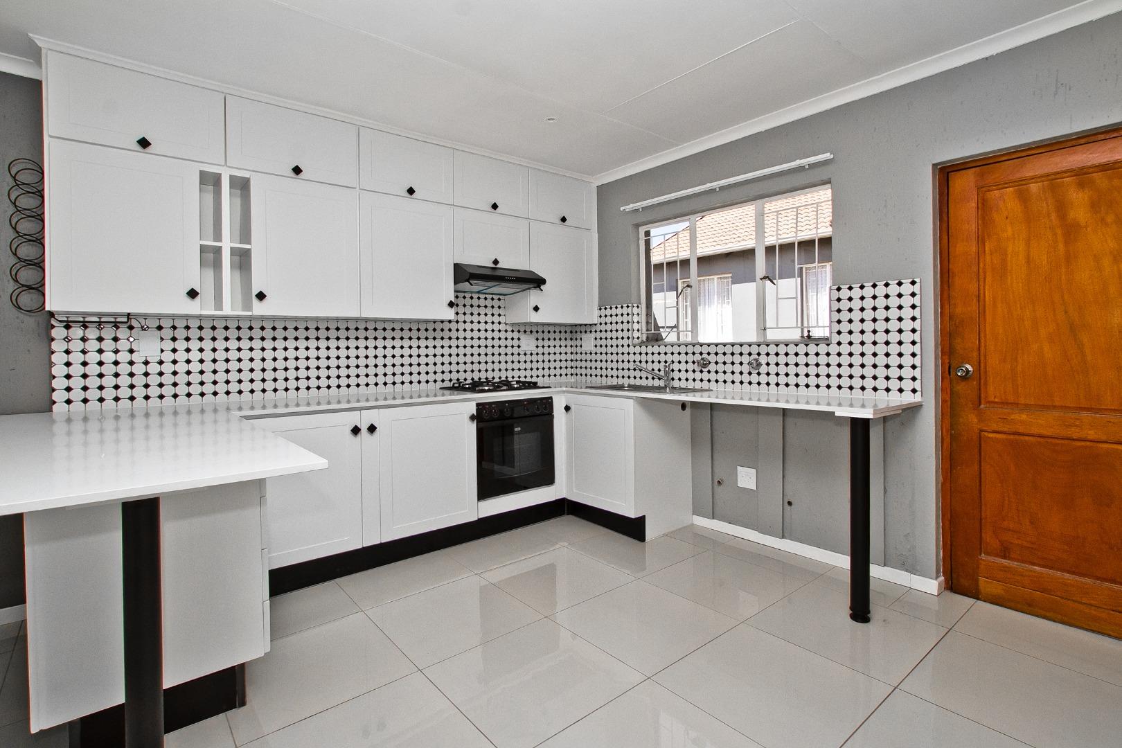 3 Bedroom Townhouse for sale in Greenstone Hill 43 Aloe Ridge Ii, 125