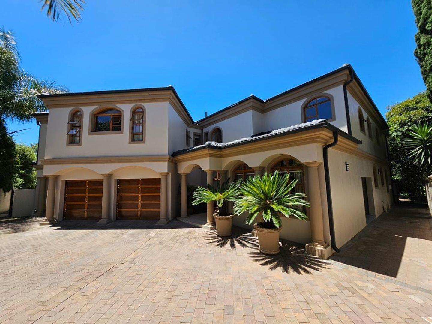 5 Bedroom House to rent in Centurion Golf Estate P24113328931