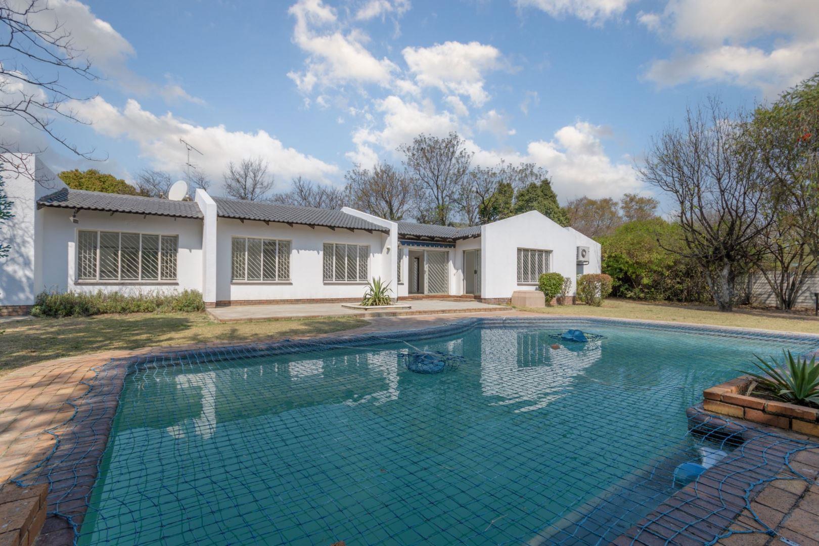 5 Bedroom House for sale in Buccleuch P24113798751