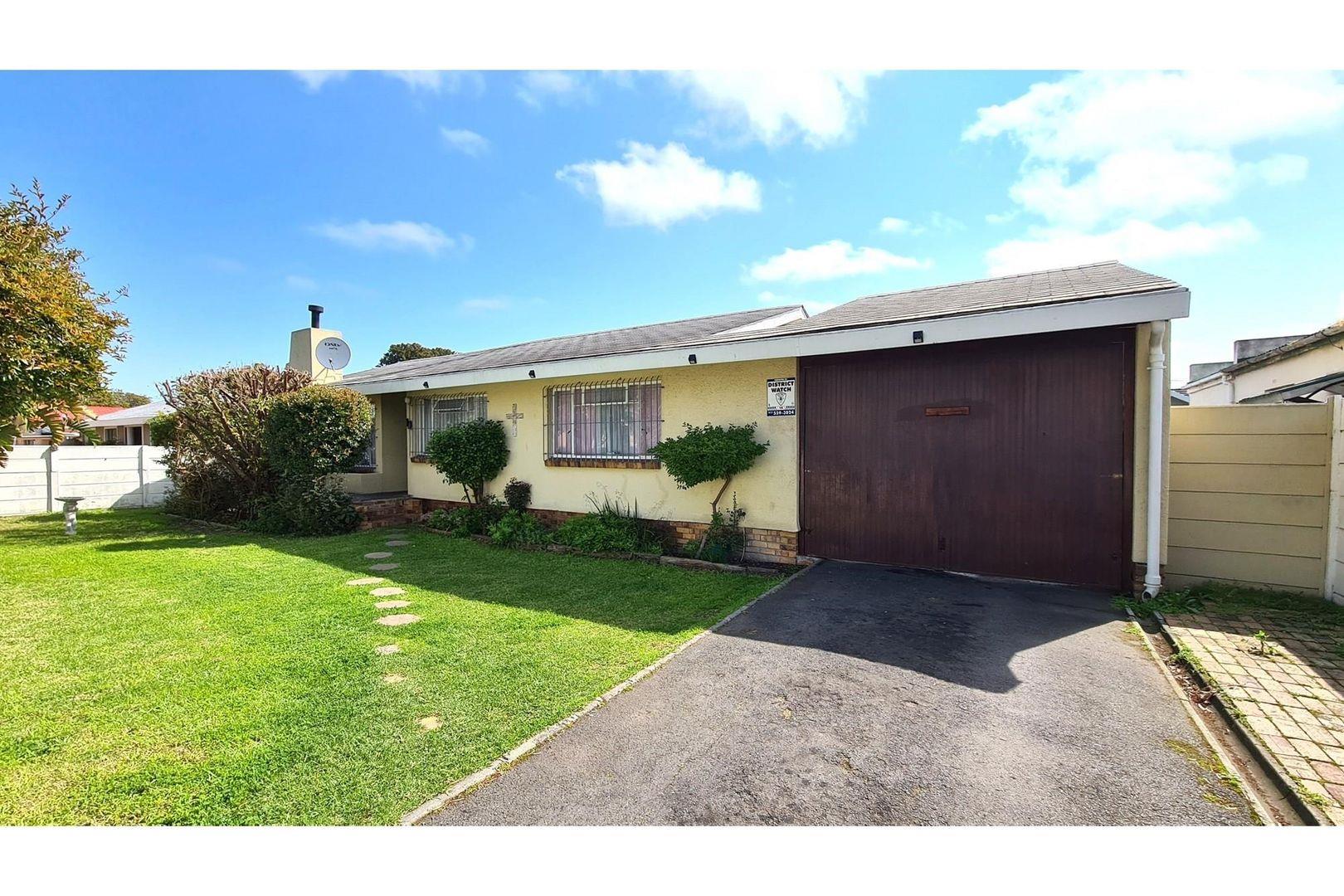 3 Bedroom House for sale in Monte Vista P24113313184