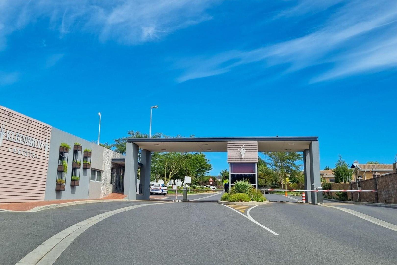 Kleinbron Estate Property Property and houses for sale in Kleinbron