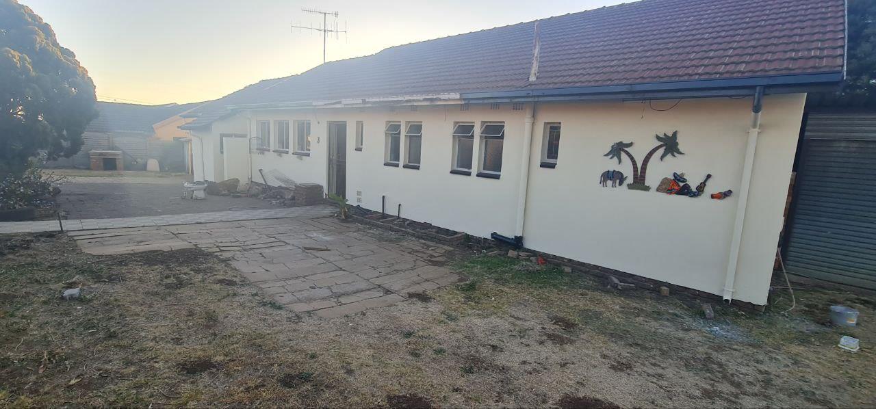 Esther Park Property Houses to rent in Esther Park