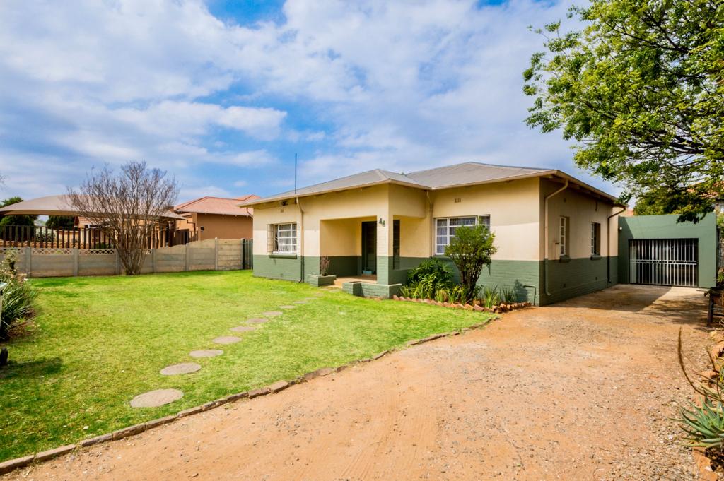 Florentia Property Property and houses for sale in Florentia