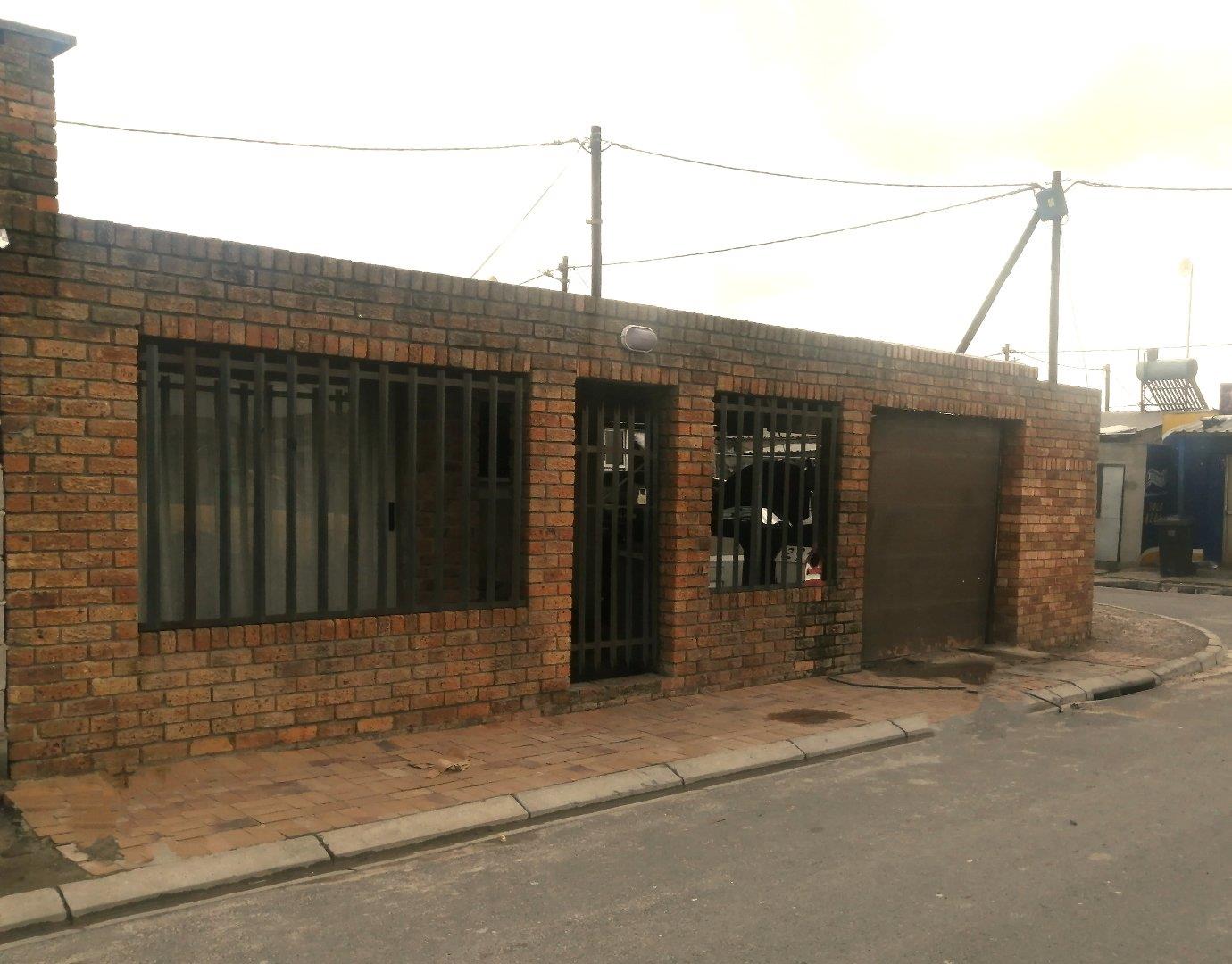 Wimbledon Estate Property Property and houses for sale in Wimbledon