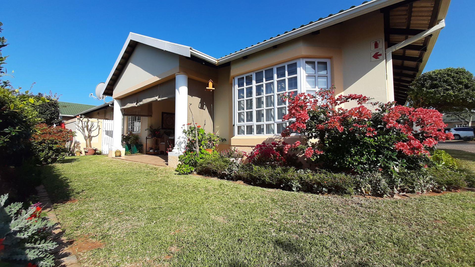 3 Bedroom Townhouse for sale in Somerset Valley Estate P24113340327