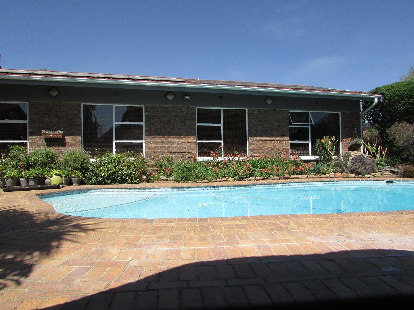 4 Bedroom House for sale in Bethal P24113341103