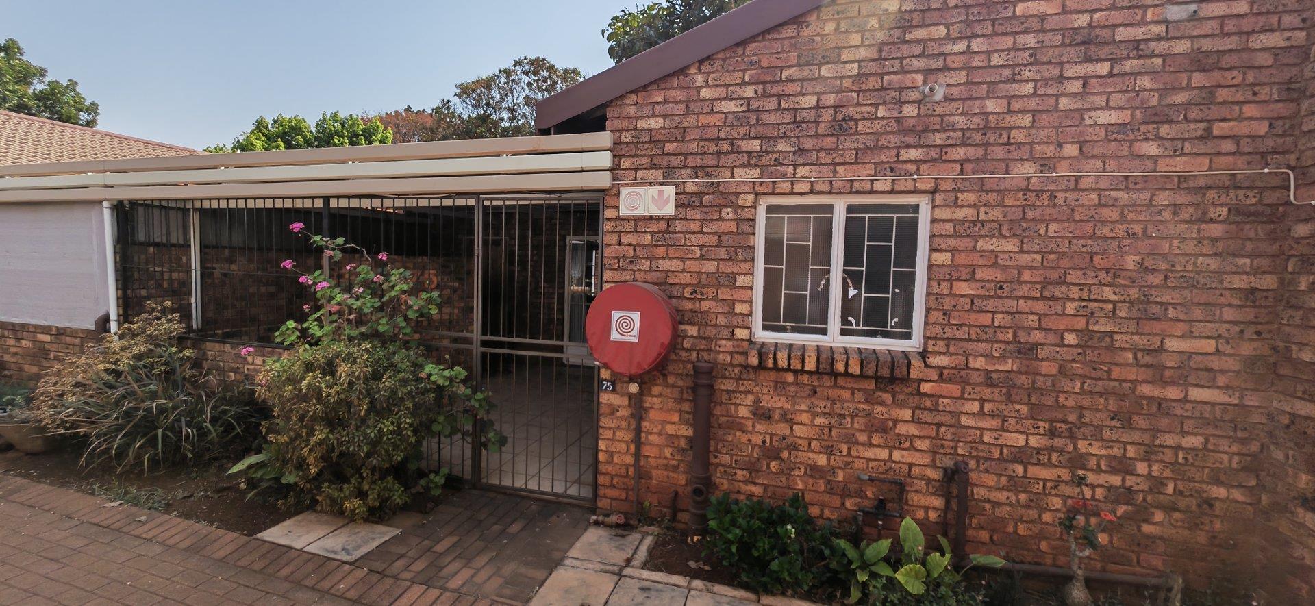 1 Bedroom House for sale in Clarina P24113342660